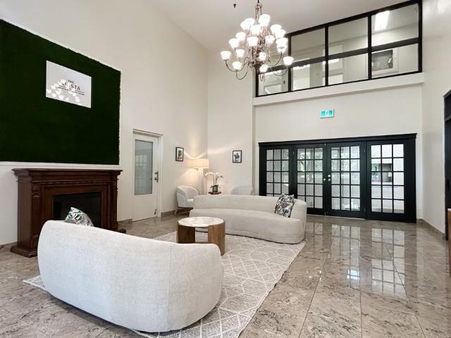 The Arista 3 Bedroom Apartment for Rent at 3665 Arista Way, Mississauga, ON L5A 4A3 Fairview