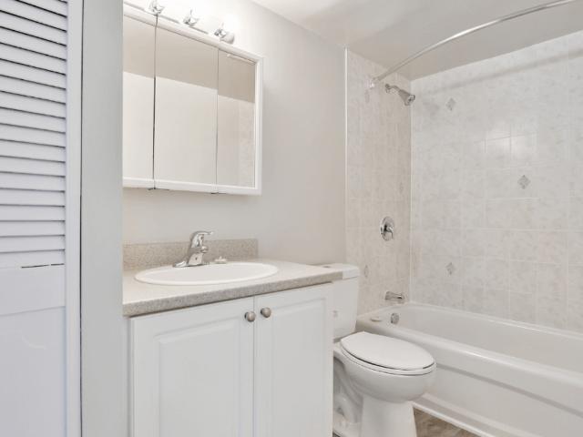 The Aventura Studio Apartment for Rent at 20 & 20 Deerfield Drive, Nepean, ON K2G 4L2