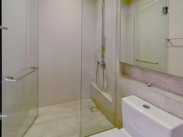 The Azure D4, Condominium