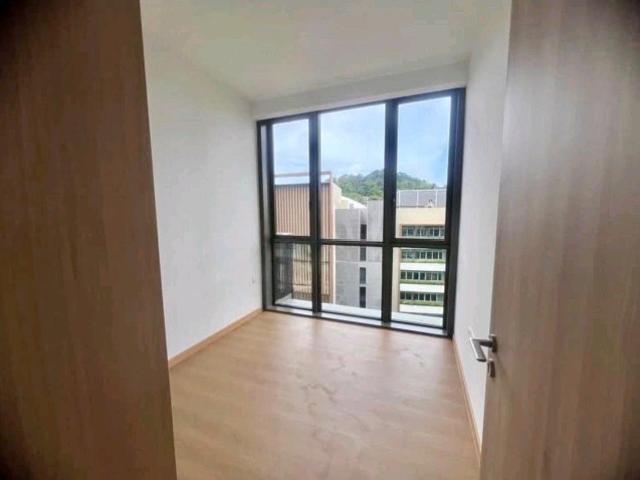 The Botany at Dairy Farm Condominium For Rent, $4,999, 3 Bed 3 Bath 1,033 sqft $4.84 psf
