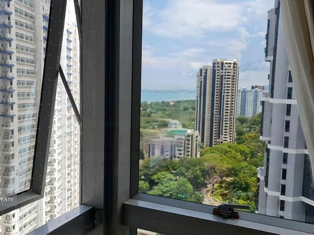 The Bayshore D16, Condominium