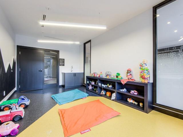 The Bakerfield 1 Bedroom Apartment for Rent at 195 Deerfield Rd, Newmarket, ON L3Y 0G4 Central Newmarket
