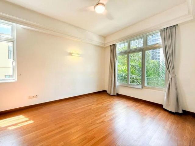 The Balmoral Spring Condominium For Rent, $6,000, 3 Bed 2 Bath 1,076 sqft $5.58 psf