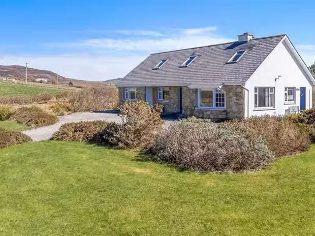 The Beach House, Knockbrack, Cleggan, Galway