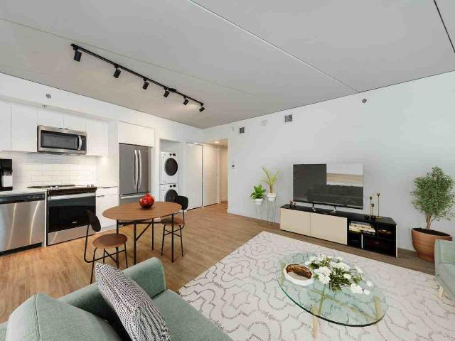 The Bend 2 Bedroom Apartment for Rent at 100 Alexander Ave, Winnipeg, MB R3B 0Z8 Downtown Winnipeg