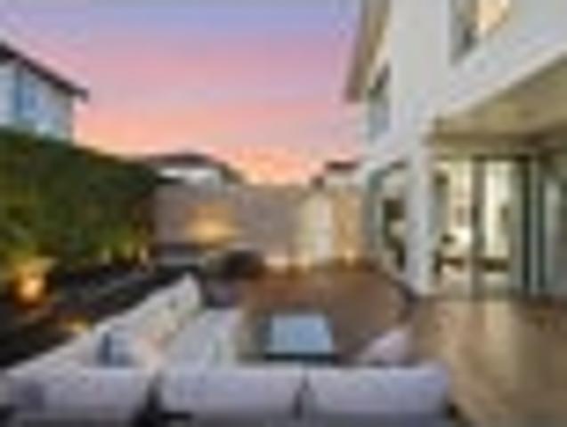 The Big Family Home In Bayswater