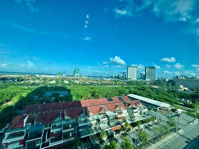 The Brezza At Tanjung Tokong 1350sf Gurney Seaview Value Buy