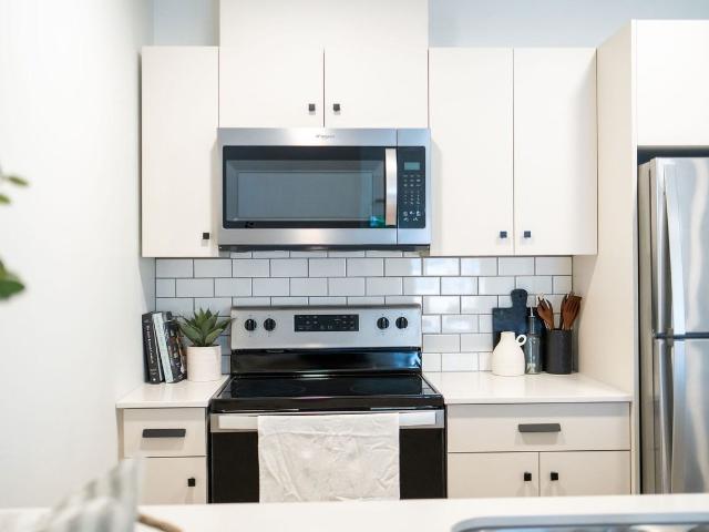 The Bridgwater 2 Bedroom Apartment for Rent at 250 Centre St, Winnipeg, MB R3Y 2A1 Waverley West