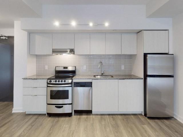 The Britt 1 Bedroom Apartment for Rent at 31 Phipps St, Toronto, ON M4Y 0E5 Bay Street Corridor
