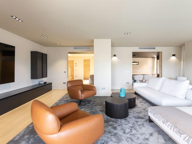 THE BROWAR PENTHOUSE