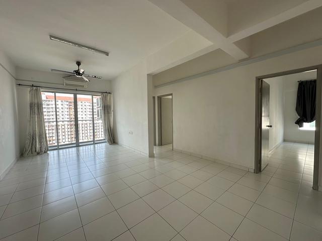 The Golden Triangle Condo 2 Car Park Sungai Ara Worth to Buy