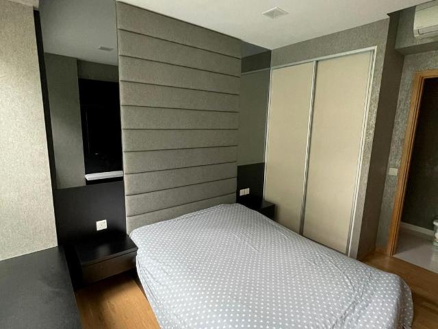 The Gale D17, Condominium
