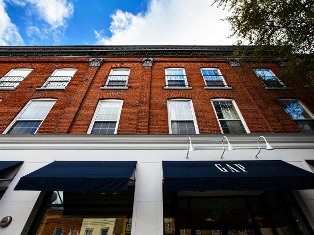 The GAP Apartments 3 Bedroom + Den [object Promise] for Rent