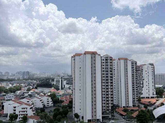 The Garden Residences D19, Apartment