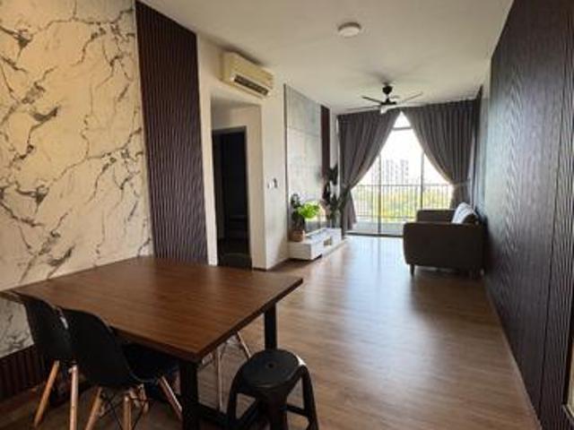 The Gardens 3 Bed 2 Bath High floor