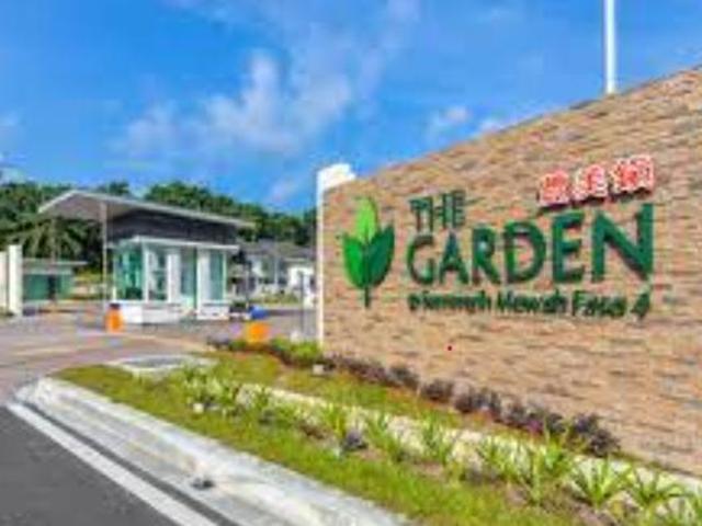 Double storey house FOR SALE at SEMNEYIH The Gardens Taman Semenyih