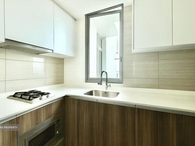 The Glades D16, Condominium