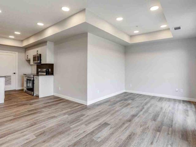 The Glenn 2 Bedroom Apartment for Rent at 643 Glenridding Ravine Dr Sw, Edmonton, AB T6W 4N9 Glenridding