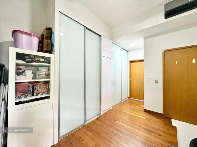 The Greenwich D28, Condominium