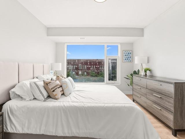 The Darcy Studio Apartment for Rent at 140 D'Arcy St, Toronto, ON M5T None Grange Park