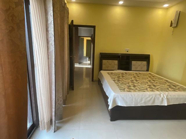 The Defence Personnel 4 Bedroom 1780 Sq. Ft. Apartment in Sector 45 Faridabad Listing ID: #10377