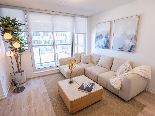 The Diamond 3 Bedroom Apartment for Rent at 950 Lansdowne Ave, Toronto, ON M6H 0E6 Davenport