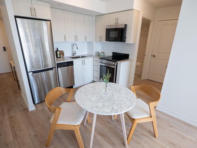 The Diamond 3 Bedroom Apartment for Rent at 950 Lansdowne Ave, Toronto, ON M6H 0E6 Davenport