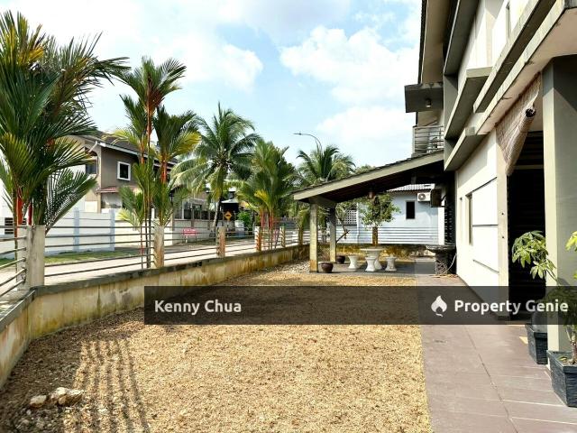 The Emery / Taman Seri Austin / Double Storey Terrace / Corner Lot