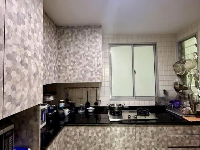 The Eden At Tampines D18, Condominium