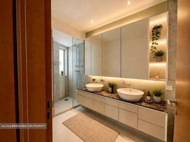 The Edge On Cairnhill D9, Condominium