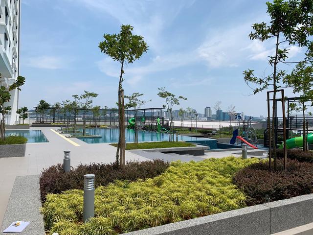 The Edge Residence Condominium For Sale in Subang USJ 1 Taipang