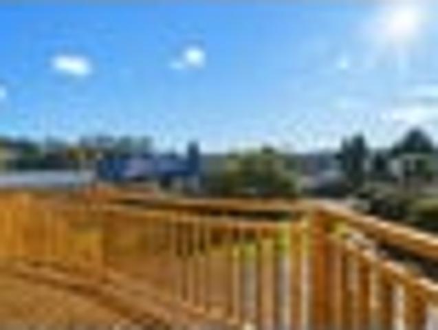 The elevated advantage for sun and views