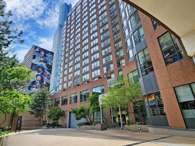 The Ellington 810 Condo for Rent
