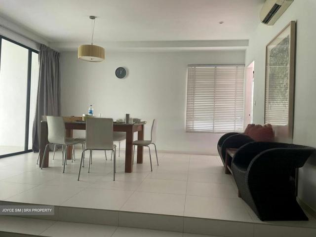 The Esta D15, Condominium