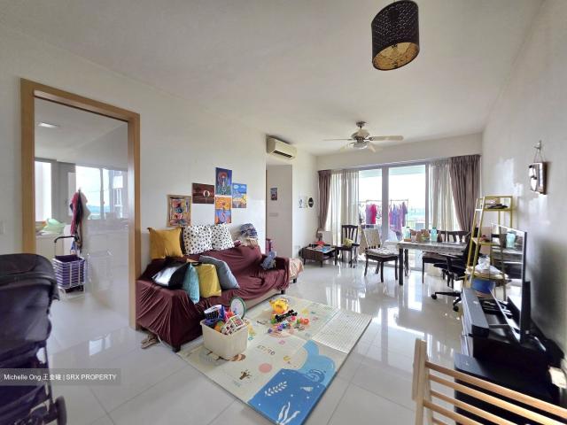 The Estuary D27, Condominium