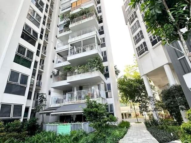 The Estuary D27, Condominium