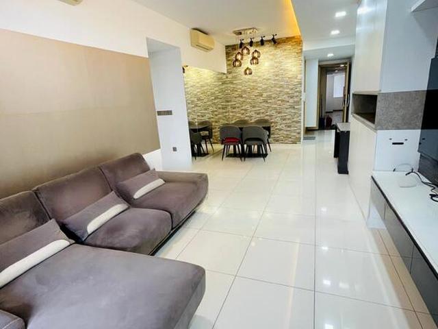 The Estuary D27, Condominium