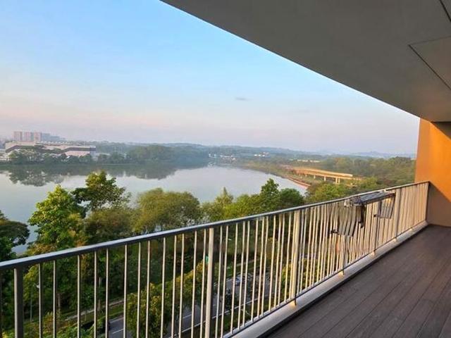 The Estuary D27, Condominium