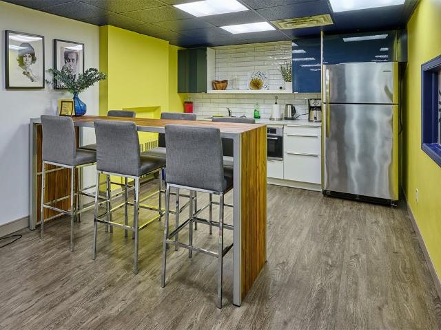 The Faircrest 2 Bedroom Apartment for Rent at 1833 Frobisher Lane, Ottawa, ON K1G 0E8 Riverview
