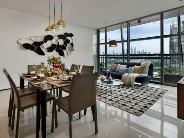 The Fennel, Sentul