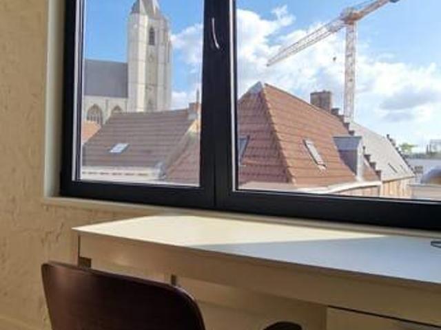 The Fifty One – premium student rooms & studios