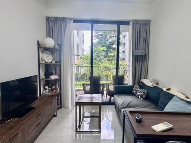The Florence Residences Condominium For Sale, $950,000, 1 Bed 1 Bath 527 sqft $1,803.00 psf