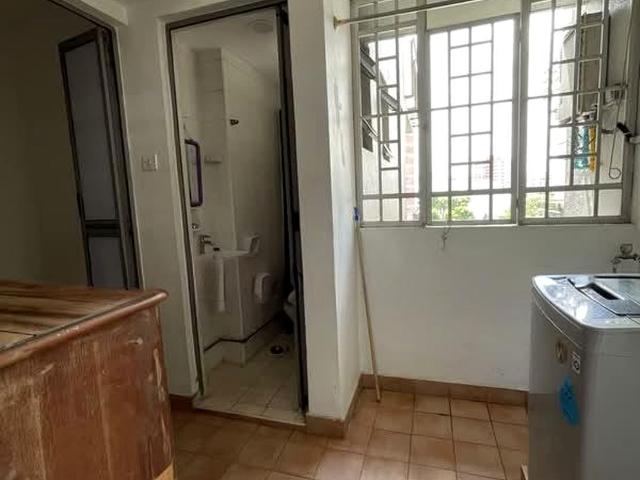 The Florida D19, Condominium