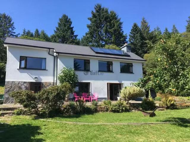 The Kennels, Youngfield, Glengarriff, Co. Cork is for rent