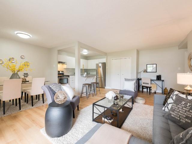 The Kerr 1 Bedroom Apartment for Rent at 444 Kerr St, Oakville, ON L6K 3C4 Central Oakville