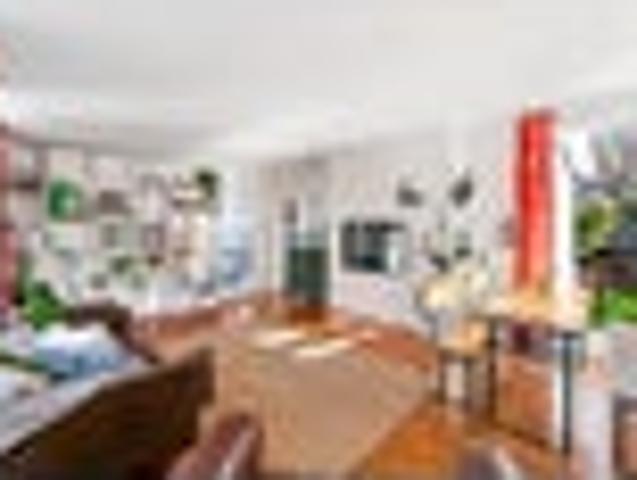 The Kiwi Dream, Peninsula Style