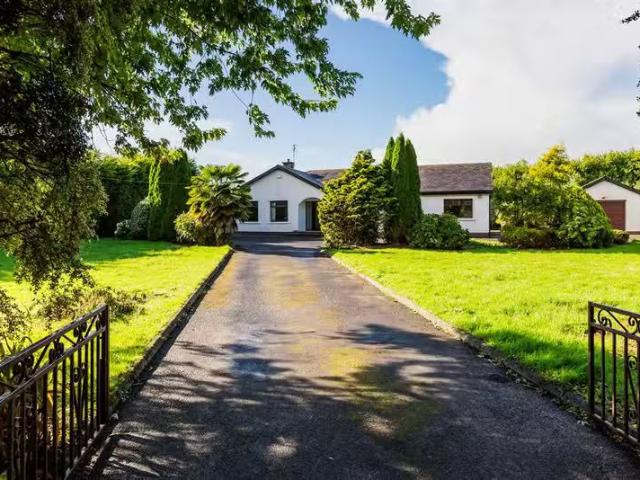 The Hollows, Garrylough Upper, Castlebridge, Co. Wexford, Y35.