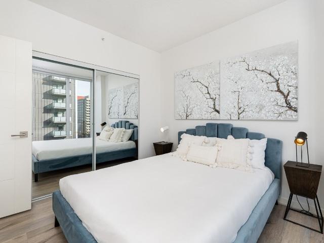 The Hat At 122 1 Bedroom Apartment for Rent at 10111 122 St Nw, Edmonton, AB T5N 1L7 Oliver