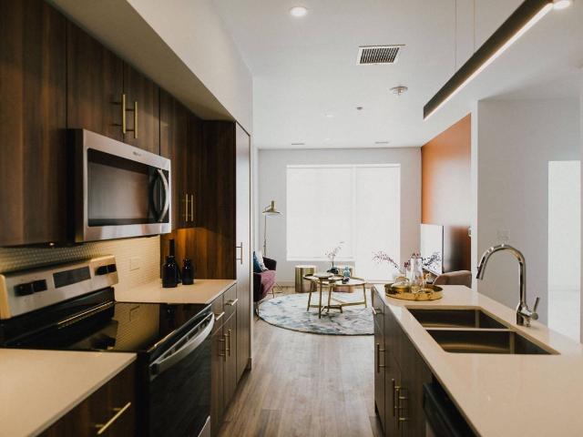 The Halo 2 Bedroom Apartment for Rent at 3025 3015 3025 Pembina Highway, Winnipeg, MB R3T 6J6 Richmond West