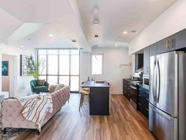 The Halo 2 Bedroom Apartment for Rent at 3025 3015 3025 Pembina Highway, Winnipeg, MB R3T 6J6 Richmond West